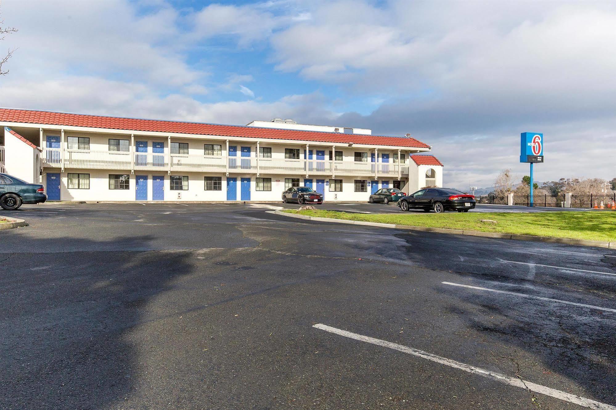 Motel 6 Vallejo - Maritime North Kültér fotó